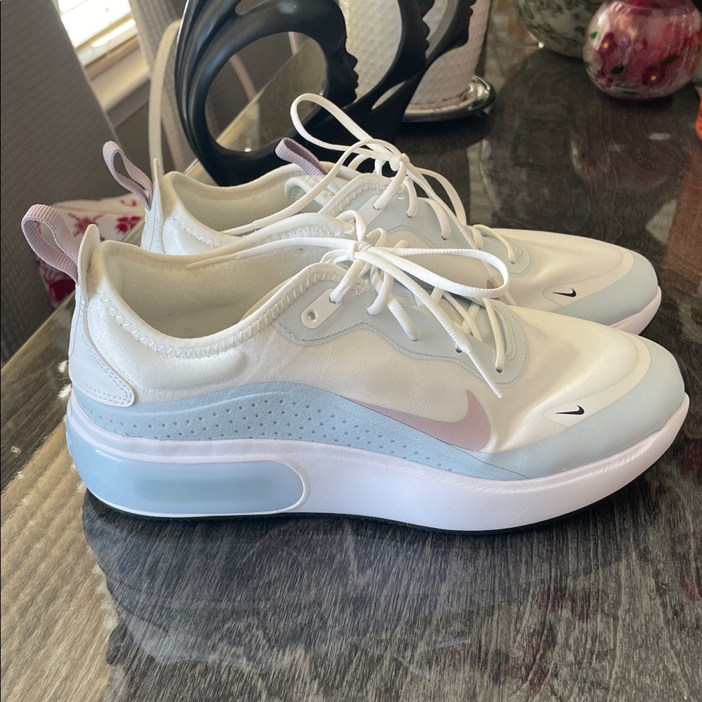 Nike Wmns Air Max Dia 'Summit White Aura